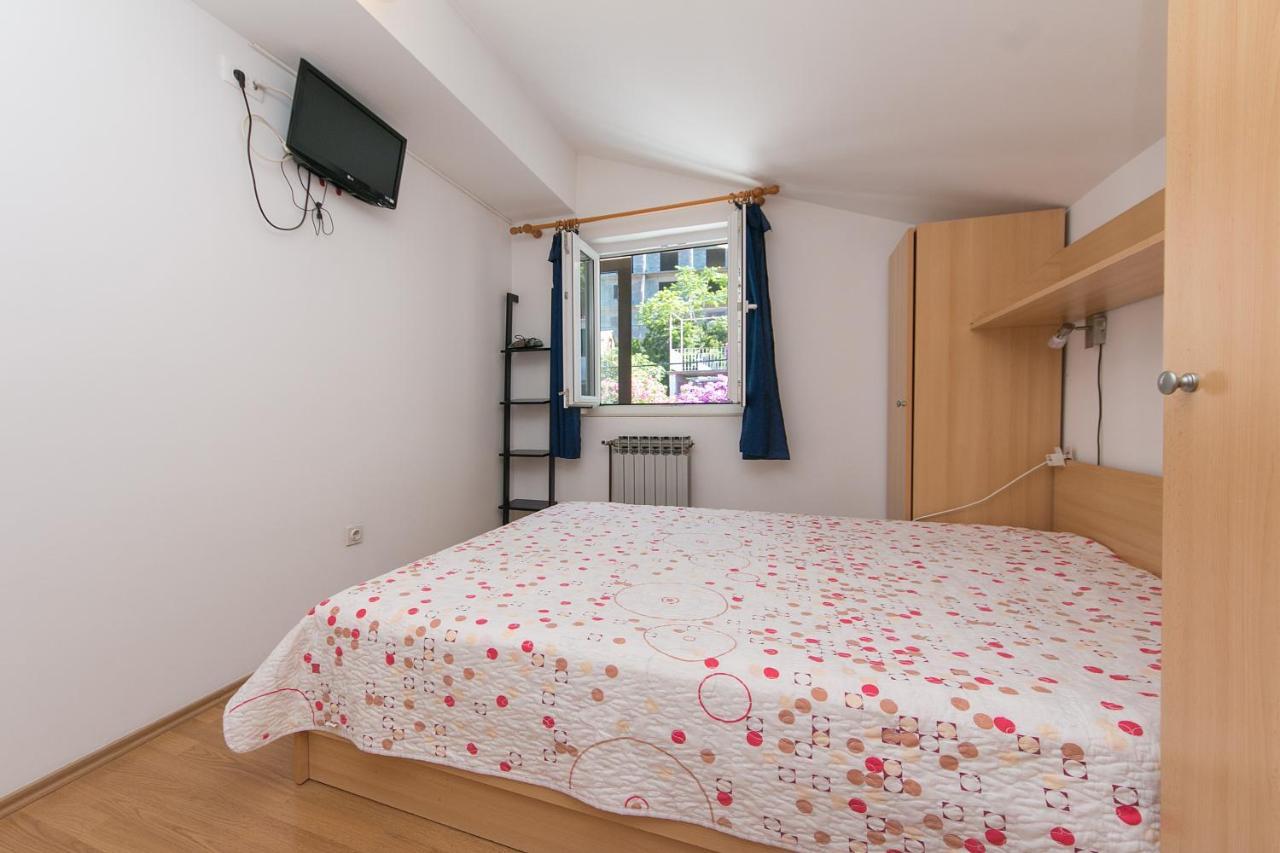 Apartments By The Sea Brist, Makarska - 15714 ポダツァ エクステリア 写真