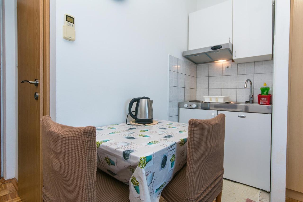 Apartments By The Sea Brist, Makarska - 15714 ポダツァ エクステリア 写真