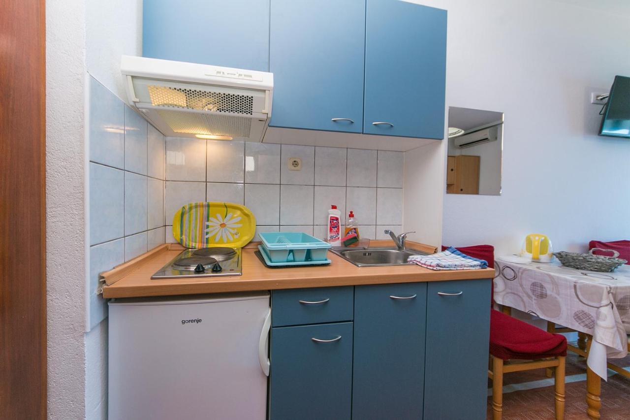 Apartments By The Sea Brist, Makarska - 15714 ポダツァ エクステリア 写真