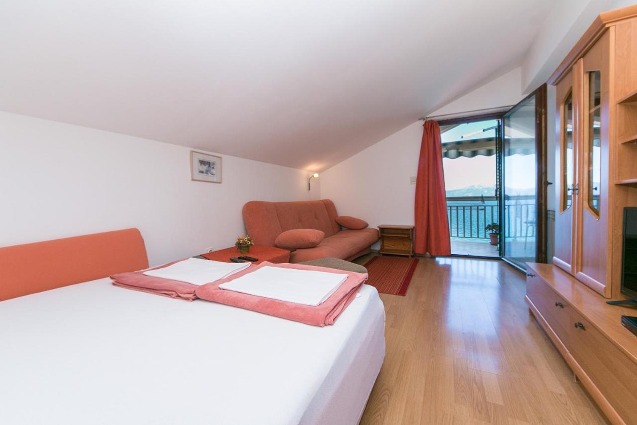 Apartments By The Sea Brist, Makarska - 15714 ポダツァ エクステリア 写真