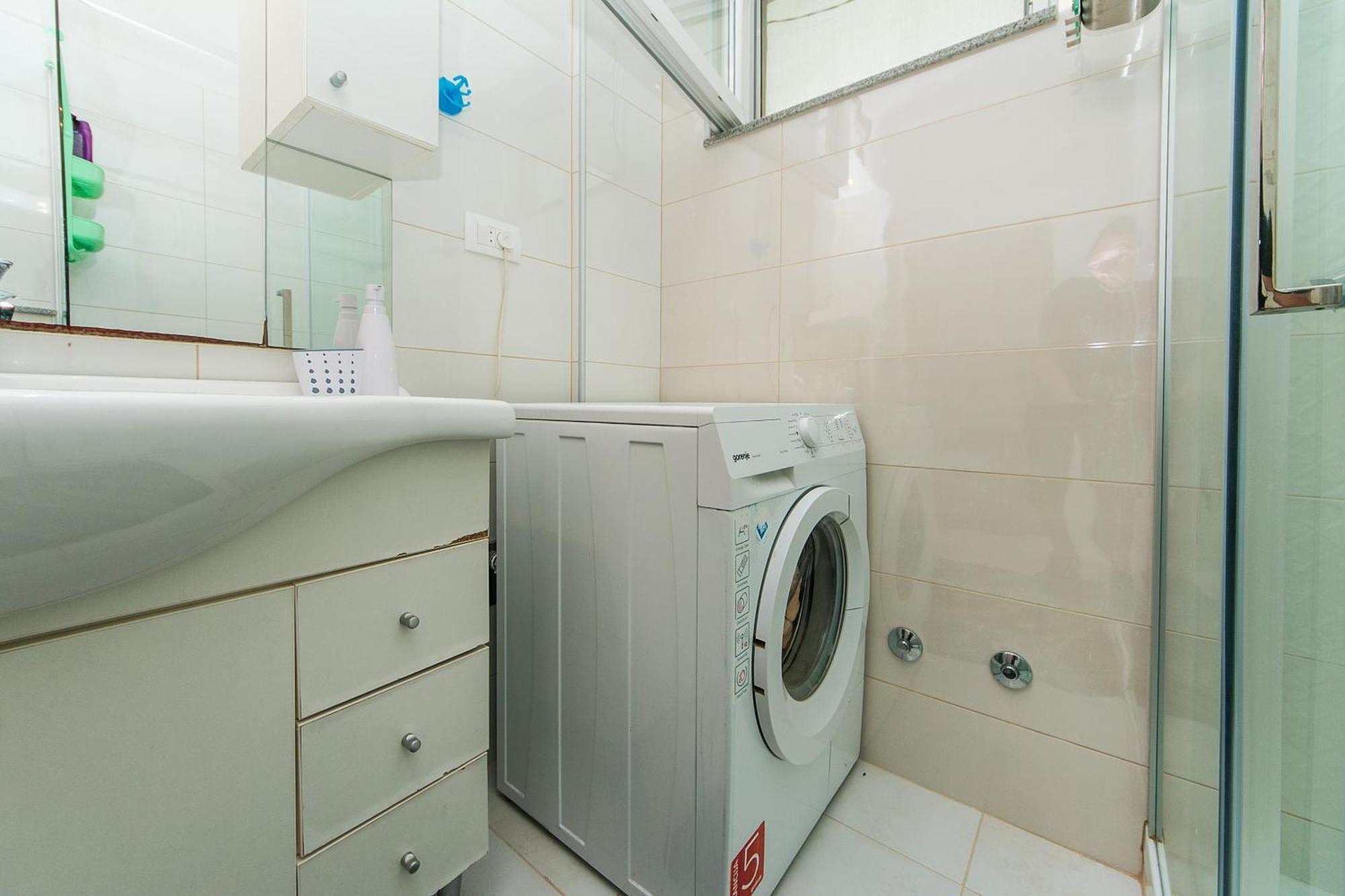 Apartments By The Sea Brist, Makarska - 15714 ポダツァ 部屋 写真